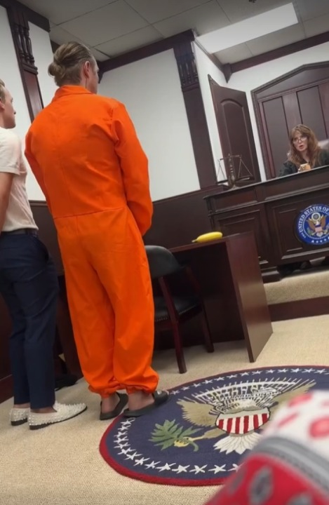 Man Collapses in Court Upon Receiving 40-Year Prison Sentence