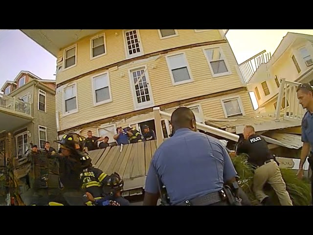 Balcony Gives Way, 22 People Suffer Injuries