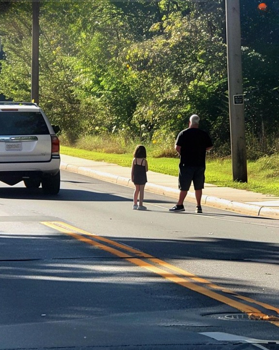 A Daughter’s Unexpected Reunion: Confronting the Past After a Decade of Silence