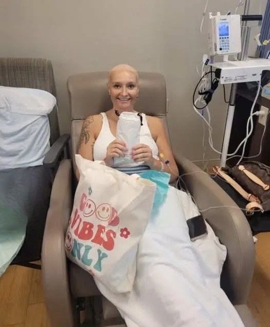 A Daughter’s Battle: Finding Courage, Love, and Hope During Pregnancy and Illness